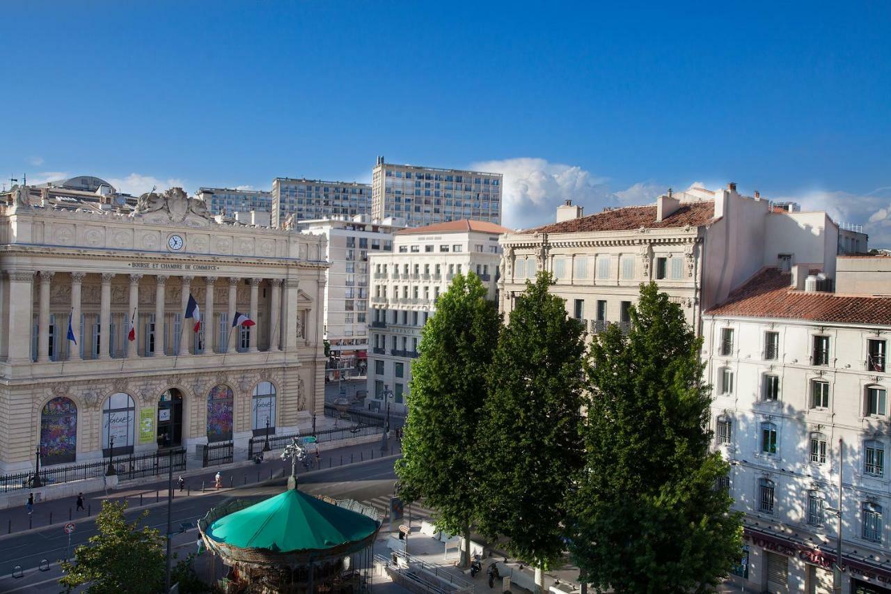 Place Au Manege Marseille Bagian luar foto