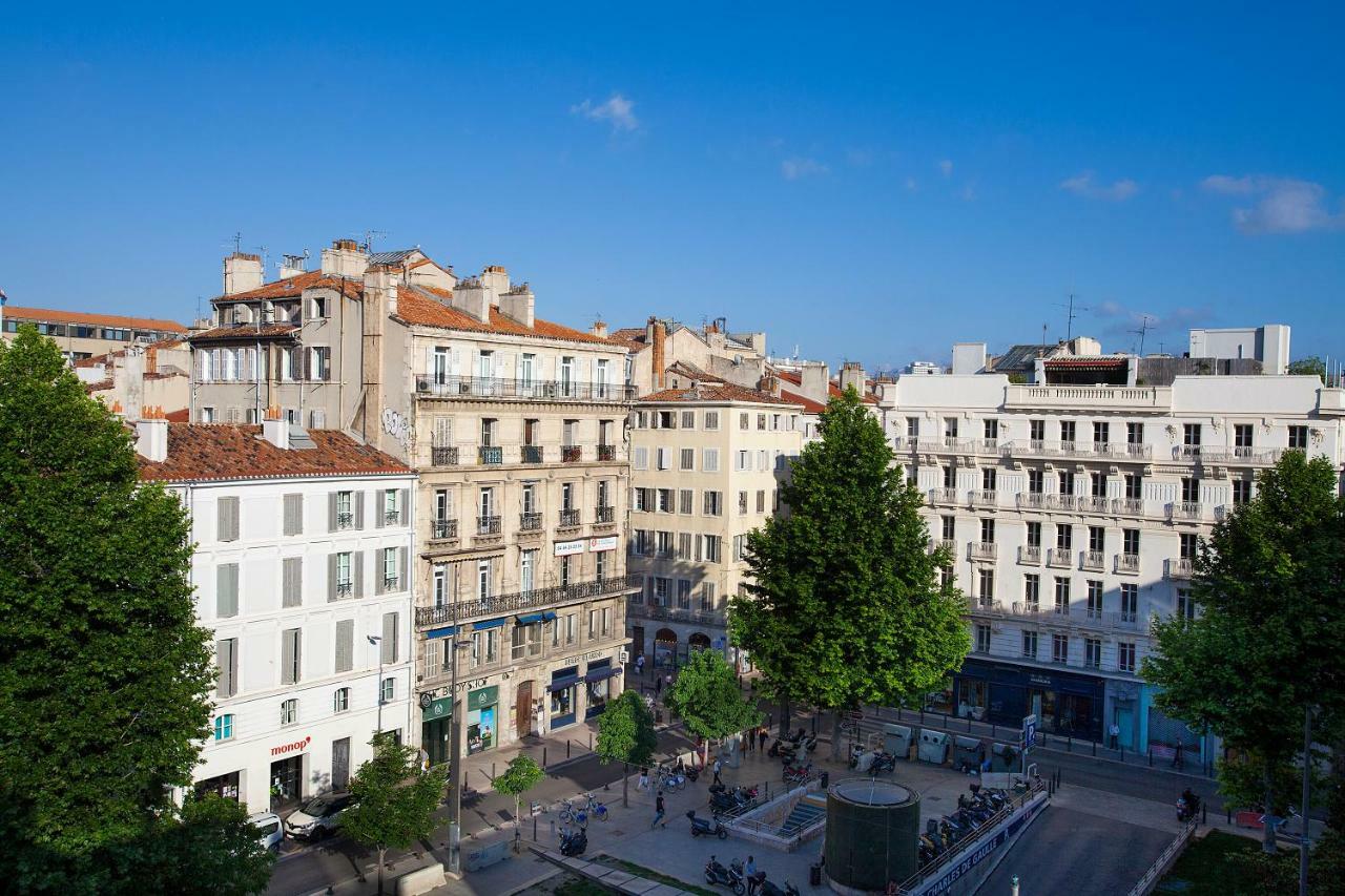 Place Au Manege Marseille Bagian luar foto